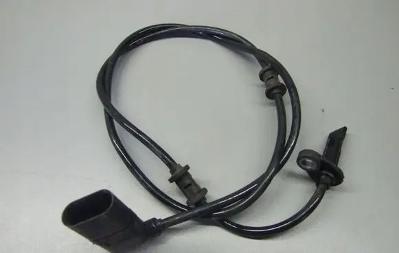 Mercedes-Benz C W205 ABS rear brake sensor A2059058503