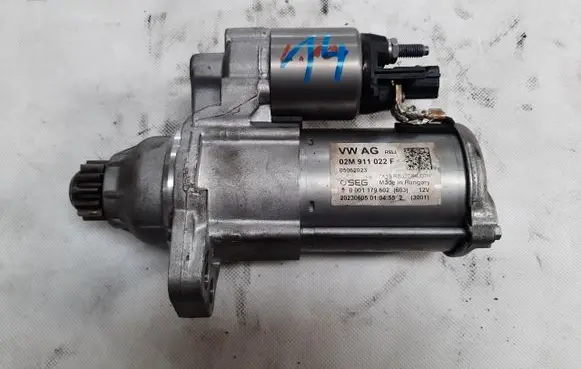 Volkswagen Golf VIII Starter motor 02M911022F