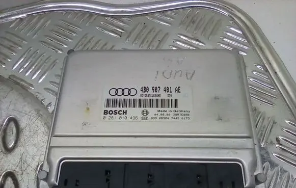 Audi A6 S6 C5 4B Engine control unit/module 4B0907401AE