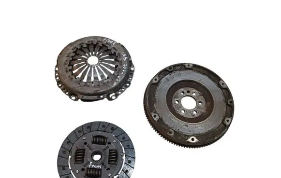 Peugeot 207 Clutch set kit 319021910