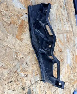Volkswagen PASSAT B6 Front bumper mounting bracket 3C0807890 3C0807890A
