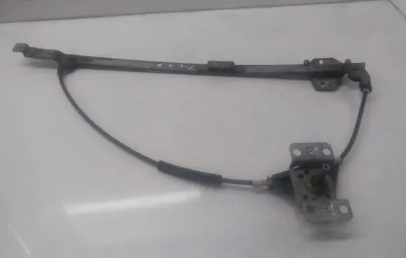 Volkswagen Transporter - Caravelle T4 Front door manual window regulator 701837501B