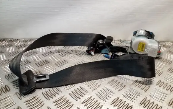 KIA Sorento Third row seat belt 898202P020