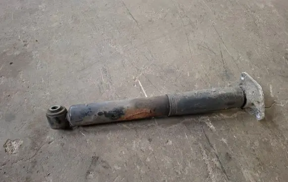 Rear shock absorber/damper