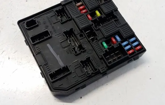 Nissan Qashqai BSM Control unit 284B75NA1A