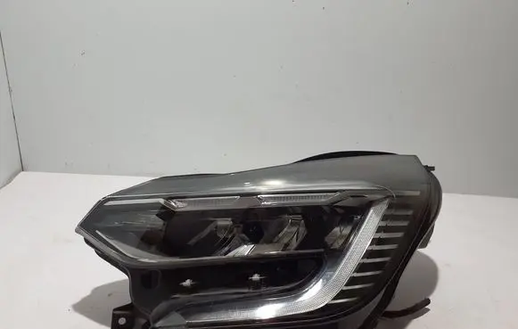 Renault Captur II Headlight/headlamp 260600734R
