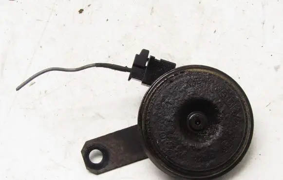 Suzuki Swift III Alarm system siren 