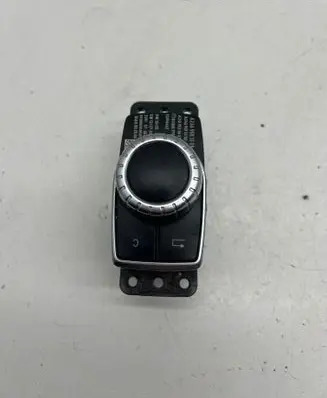 Mercedes-Benz A W176 Multifunctional control switch/knob A2469001309 A2129020607