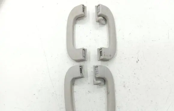 Mercedes-Benz A W169 Front interior roof grab handle A1698100151