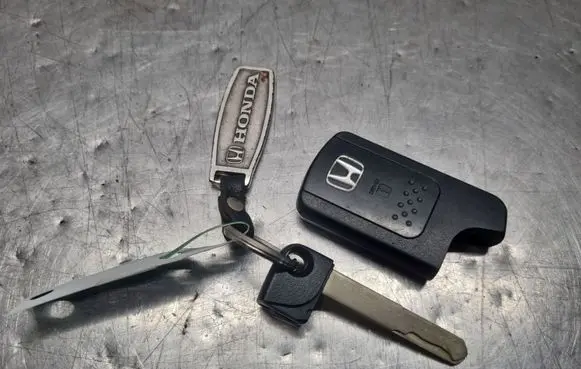 Honda CR-V Ignition key/card 72147T1GE01