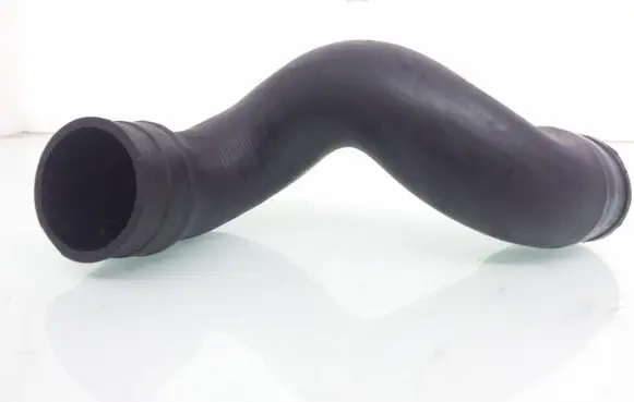 Audi A4 S4 B5 8D Intercooler hose/pipe 058145856A