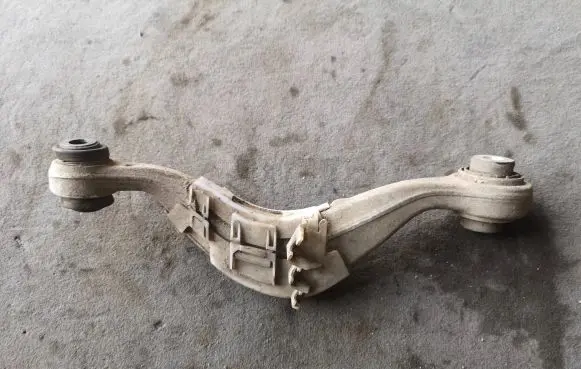 BMW 5 G30 G31 Rear upper control arm/wishbone EN6082T5