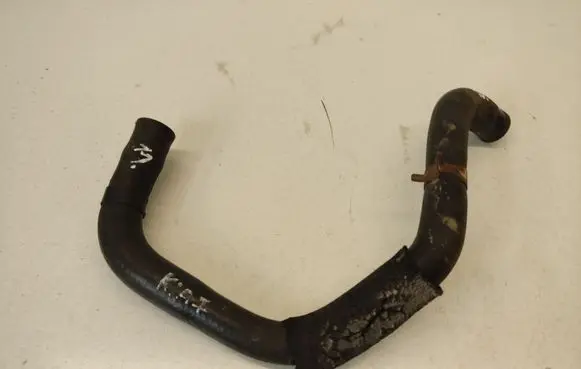KIA Sportage Engine coolant pipe/hose