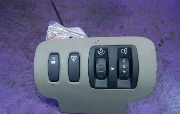 Renault Scenic II - Grand scenic II Light switch 8200121605B