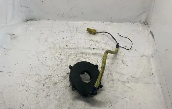 Suzuki Grand Vitara I Airbag slip ring squib (SRS ring)