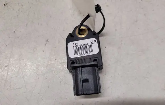 Toyota Auris 150 Airbag deployment crash/impact sensor 8983102080 3097583153