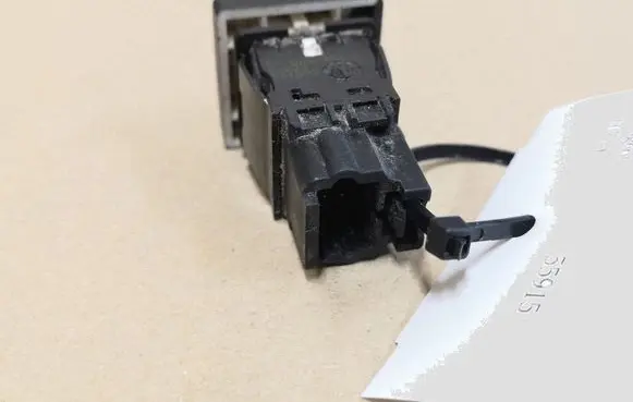 Peugeot 607 Seat heating switch 96523462