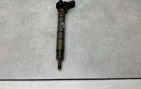 Audi A6 S6 C7 4G Fuel injector 059130277CC 0445116040