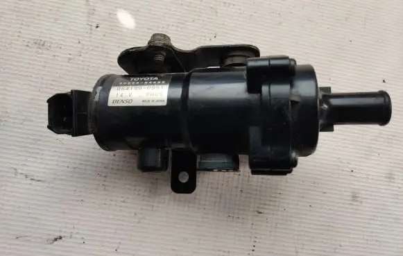 Toyota Prius (XW20) Electric auxiliary coolant/water pump 0641000951