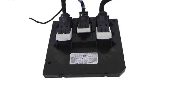 Volkswagen Golf VIII Central body control module 5WA937086AF