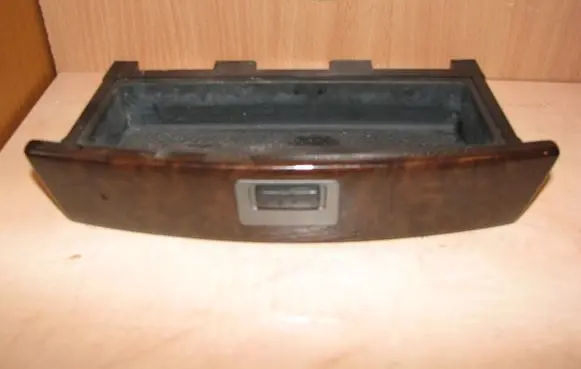 BMW 7 E65 E66 Car ashtray