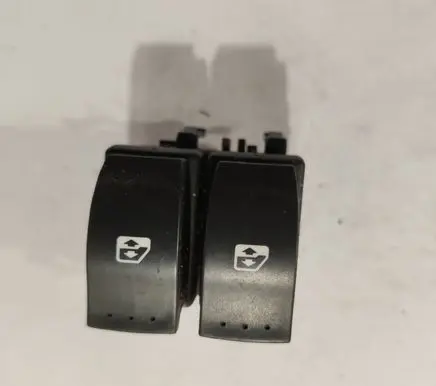 Renault Espace - Grand espace IV Electric window control switch 015085B