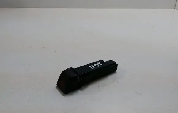 Volvo V50 Hazard light switch 30739296