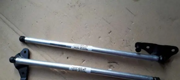 Audi A7 S7 4G Tailgate/trunk strut/damper 4G8827857S 4G8827858S