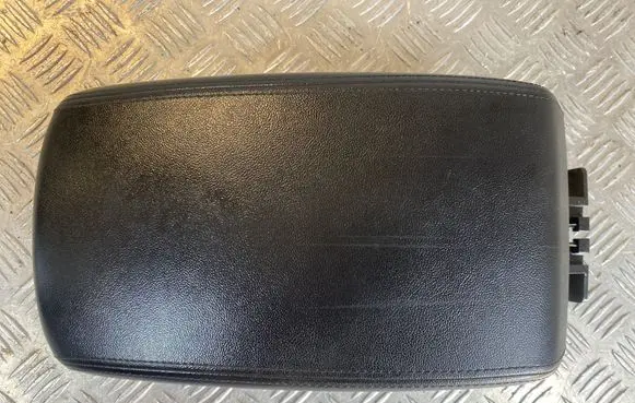 Chevrolet Captiva Armrest 