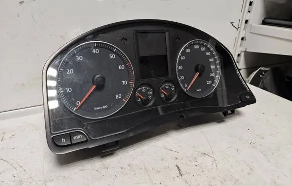 Volkswagen Golf V Speedometer (instrument cluster) 1K0920862H V0011000 VWZ7Z0F3751354