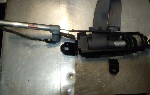 Volvo S60 Front seatbelt 570584012F