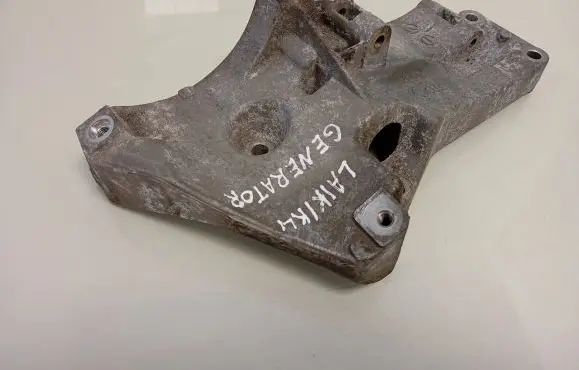 Skoda Octavia Mk2 (1Z) Generator/alternator bracket 036260885 ALS112C