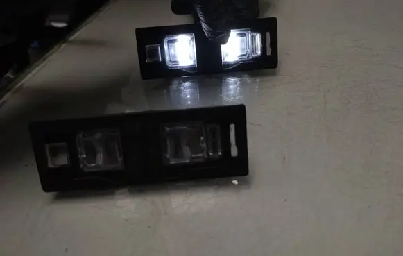 Audi Q5 SQ5 Number plate light 8W6943021