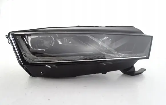 Skoda Octavia Mk4 Headlight/headlamp 5E4941016A