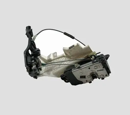 Opel Astra H Front door lock 24463505