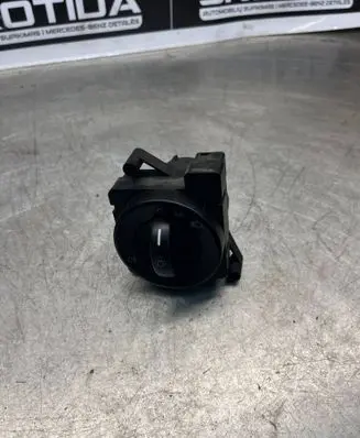 Mercedes-Benz Sprinter W906 Light switch A9065450104