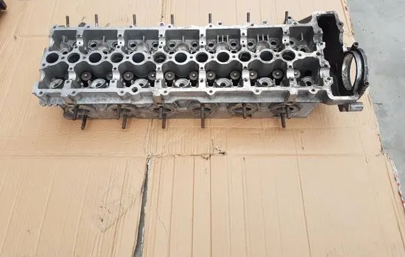 BMW 3 E90 E91 Engine head 7792753