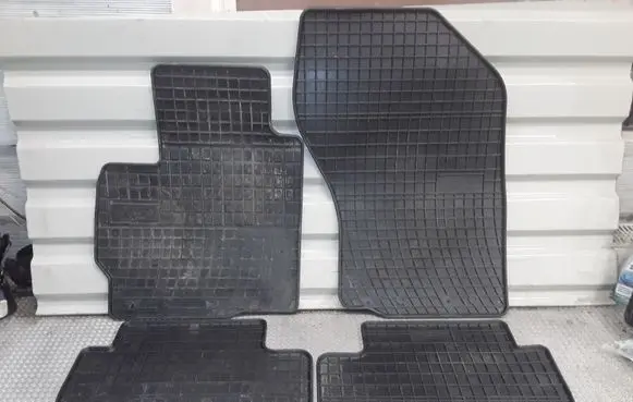 Mitsubishi Outlander Car floor mat set 