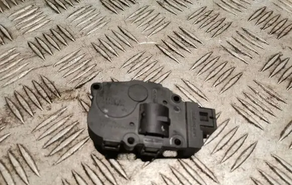 Jaguar XF X250 Intake manifold valve actuator/motor VF1139300770