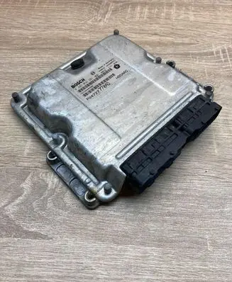 Chrysler Voyager Engine control unit/module ECU P04727770AD 0281011281