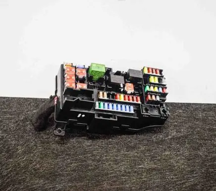 Opel Mokka Fuse box set