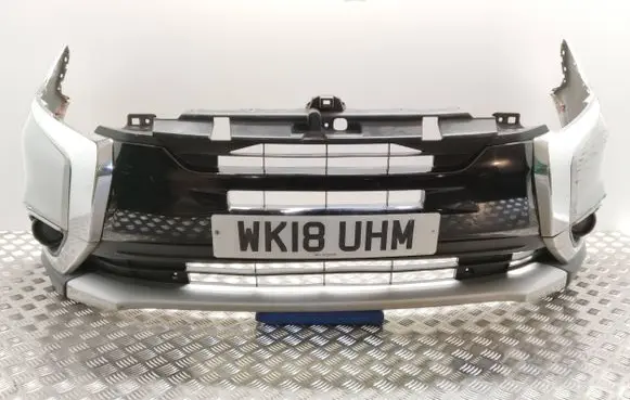 Mitsubishi Outlander Front bumper