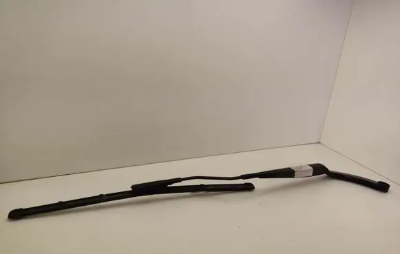 Ford Mustang VI Front wiper blade arm FR3B17B589AA