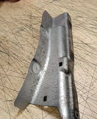 BMW 7 F01 F02 F03 F04 Heat shield in engine bay 5148718520305 51487185203 7185203