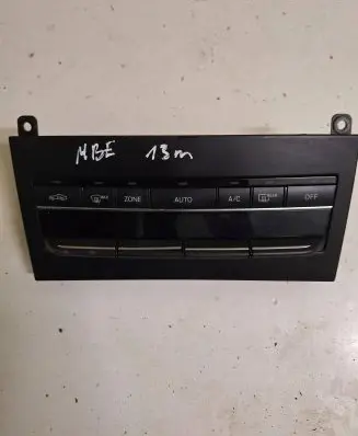 Mercedes-Benz E W212 Climate control unit A2128304700 5HB01141661 A2129005018