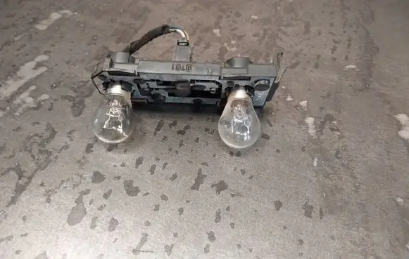 Ford Galaxy Tail light bulb cover holder 7M3945257A
