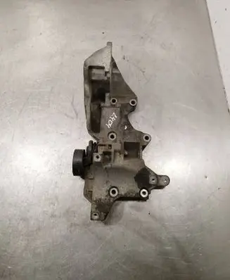 Volkswagen Polo V 6R Engine mounting bracket 03L903143K AS10C03