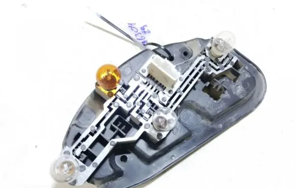 Citroen C5 Tail light bulb cover holder