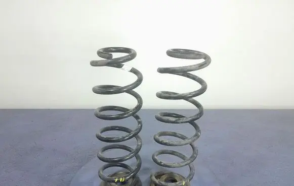 Skoda Octavia 985 Rear coil spring 5Q0511121AG