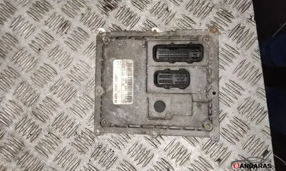 Smart ForTwo I Engine control unit/module 0003107V007